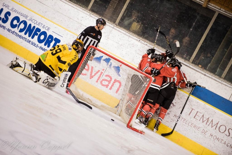 Photo hockey Ligue Magnus - Ligue Magnus : 1re journe : Chamonix  vs Rouen - Les Pionniers s