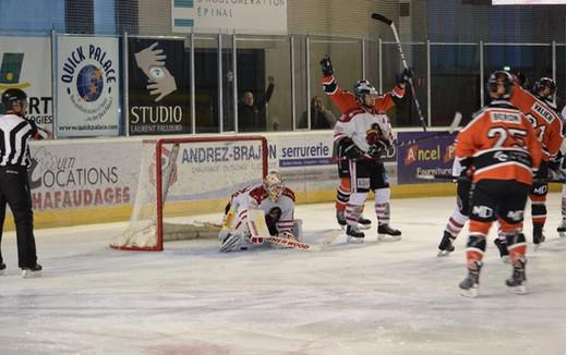 Photo hockey Ligue Magnus - Ligue Magnus : 1re journe : Epinal  vs Morzine-Avoriaz - La vague Gamyo