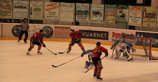 Photo hockey Ligue Magnus - Ligue Magnus : 1re journe : Morzine-Avoriaz vs Gap  - Les Pingouins tincellent