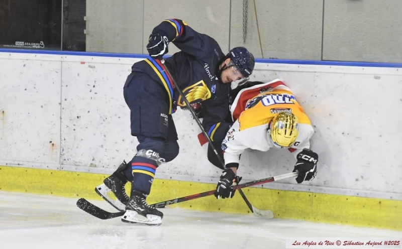 Photo hockey Ligue Magnus - Ligue Magnus : 1ere journe : Nice vs Chamonix  - Une victoire convaincante pour les Aigles