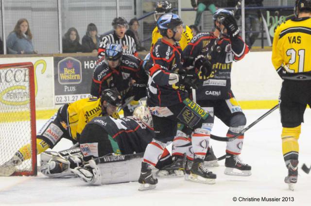 Photo hockey Ligue Magnus - Ligue Magnus : 20me journe : Caen  vs Rouen - Les Drakkars ralisent l