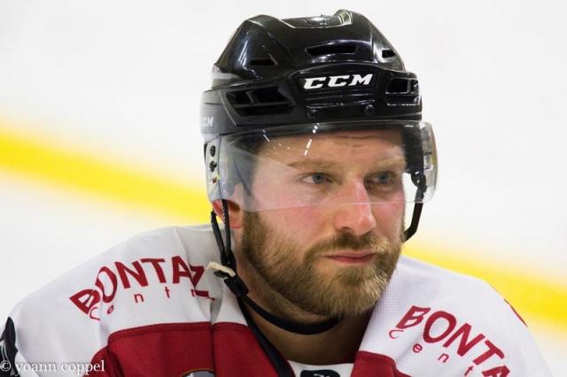 Photo hockey Ligue Magnus - Ligue Magnus : 20me journe : Chamonix / Morzine vs Dijon  - Mister OTdlivre encore les Pionniers (+vido)