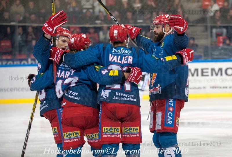 Photo hockey Ligue Magnus - Ligue Magnus : 20me journe : Grenoble  vs Rouen - Les Brleurs De Loups au rendez-vous
