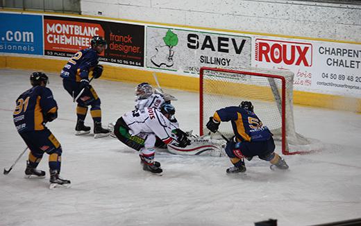 Photo hockey Ligue Magnus - Ligue Magnus : 21me journe : Chamonix  vs Caen  - De prcieux points pour les Chamois