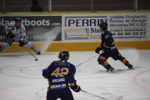 Photo hockey Ligue Magnus - Ligue Magnus : 21me journe : Chamonix  vs Caen  - De prcieux points pour les Chamois