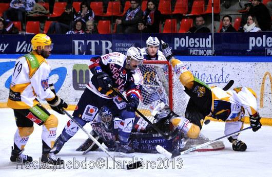 Photo hockey Ligue Magnus - Ligue Magnus : 22me journe  : Grenoble  vs Strasbourg  - Grenoble dans l