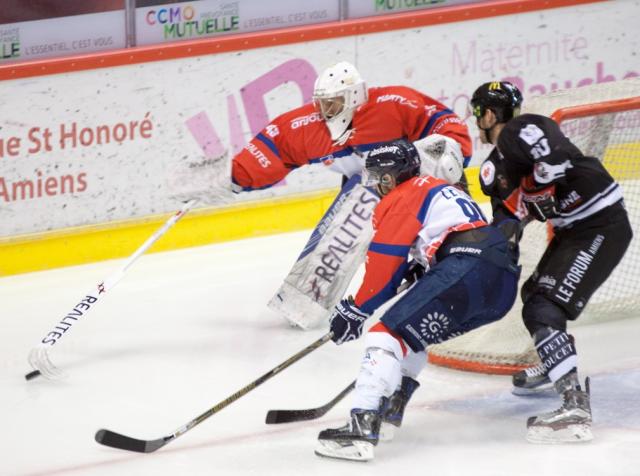 Photo hockey Ligue Magnus - Ligue Magnus : 22me journe : Amiens  vs Angers  - Nouveau blanchissage pour Mitch O