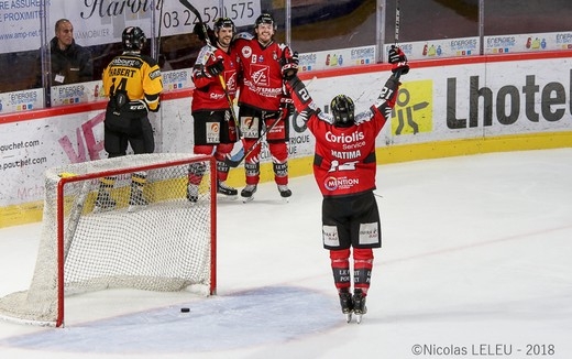 Photo hockey Ligue Magnus - Ligue Magnus : 22me journe : Amiens  vs Strasbourg  - Amiens, sur sa lance