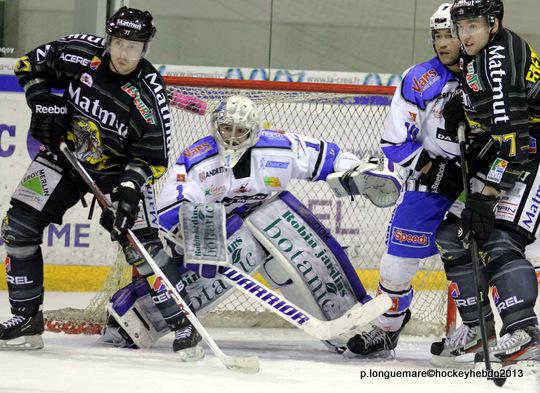 Photo hockey Ligue Magnus - Ligue Magnus : 23ème journée : Rouen vs Gap - Rouen dans la douleur. Photo hockey Ligue Magnus - Ligue Magnus : 23ème journée : Rouen vs Gap - Rouen dans la douleur.