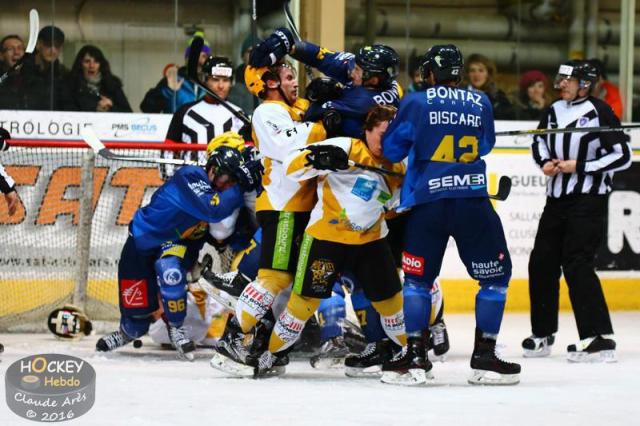 Photo hockey Ligue Magnus - Ligue Magnus : 23me journe : Chamonix  vs Strasbourg  - Les Chamois sabotent lEtoile Noire
