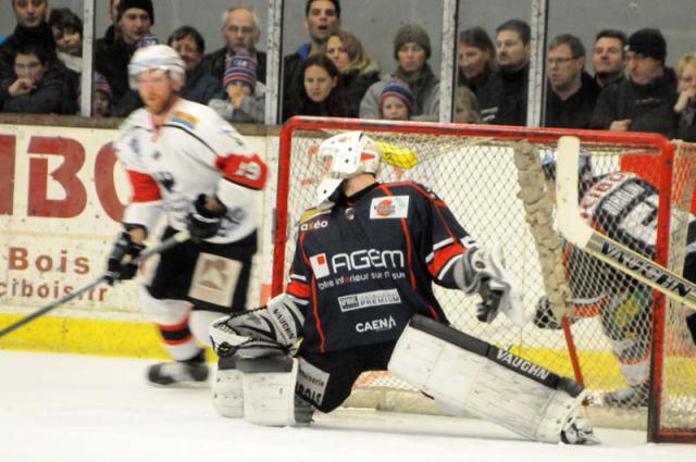Photo hockey Ligue Magnus - Ligue Magnus : 24me journe : Caen  vs Brianon  - Brianon droule  Caen
