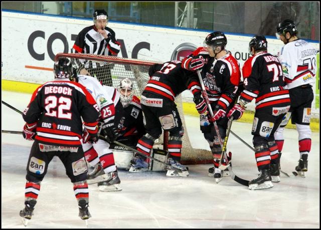 Photo hockey Ligue Magnus - Ligue Magnus : 26me journe : Bordeaux vs Brianon  - Les Diables Rouges renvoys en enfer