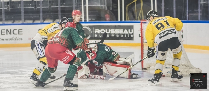 Photo hockey Ligue Magnus - Ligue Magnus : 26me journe : Cergy-Pontoise vs Rouen - Les Dragons sen sortent par un trou de souris