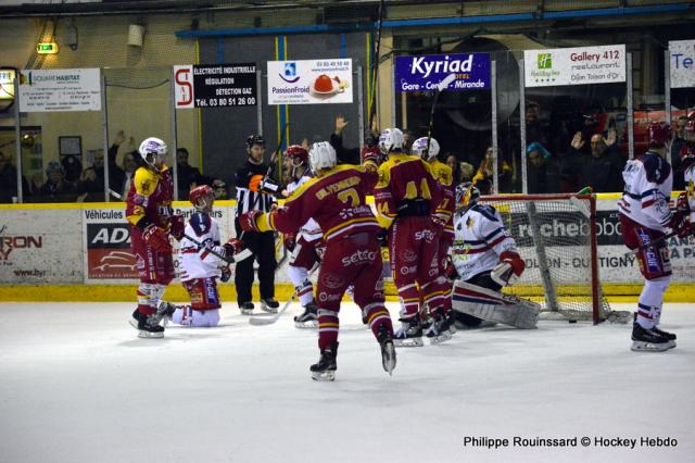 Photo hockey Ligue Magnus - Ligue Magnus : 27ème journée : Dijon vs Grenoble - LM : La série continue Photo hockey Ligue Magnus - Ligue Magnus : 27ème journée : Dijon vs Grenoble - LM : La série continue