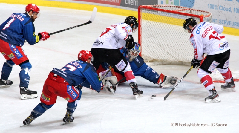 Photo hockey Ligue Magnus - Ligue Magnus : 29me journe : Grenoble  vs Amiens  - Rude combat ! 