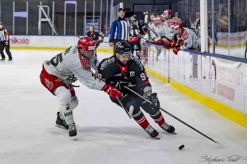 Photo hockey Ligue Magnus - Ligue Magnus : 2ème journée : Bordeaux vs Cergy-Pontoise - Le champion de France Bordelais assume son statut face aux Jokers Photo hockey Ligue Magnus - Ligue Magnus : 2ème journée : Bordeaux vs Cergy-Pontoise - Le champion de France Bordelais assume son statut face aux Jokers