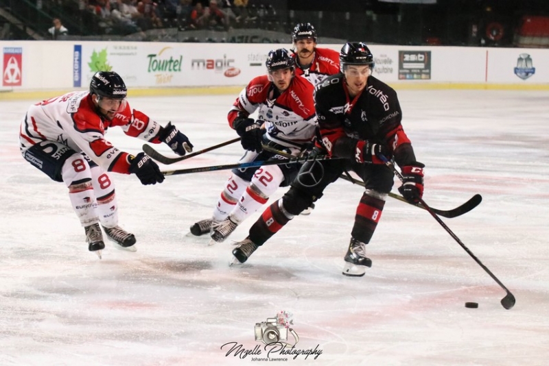 Photo hockey Ligue Magnus - Ligue Magnus : 2me journe : Bordeaux vs Angers  - 8 secondes cruelles !