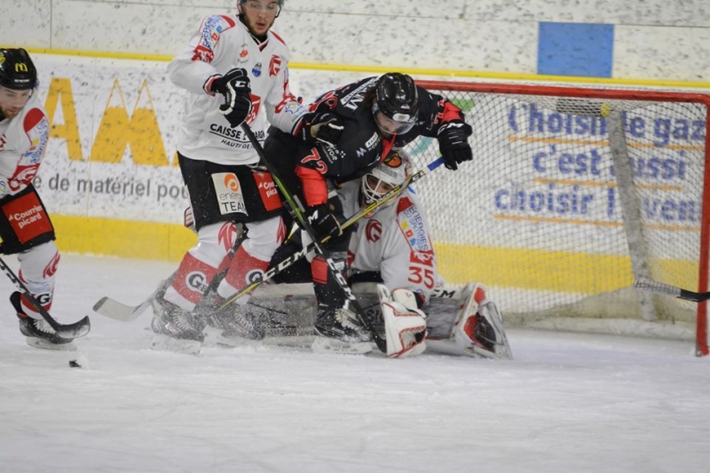 Photo hockey Ligue Magnus - Ligue Magnus : 32me journe : Chamonix  vs Amiens  - Les Pionniers passent la 5e!