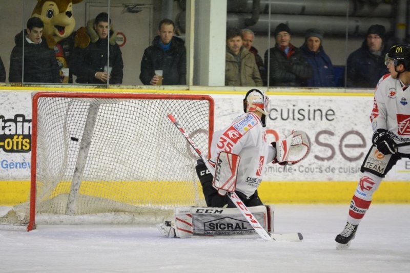Photo hockey Ligue Magnus - Ligue Magnus : 32me journe : Chamonix  vs Amiens  - Les Pionniers passent la 5e!
