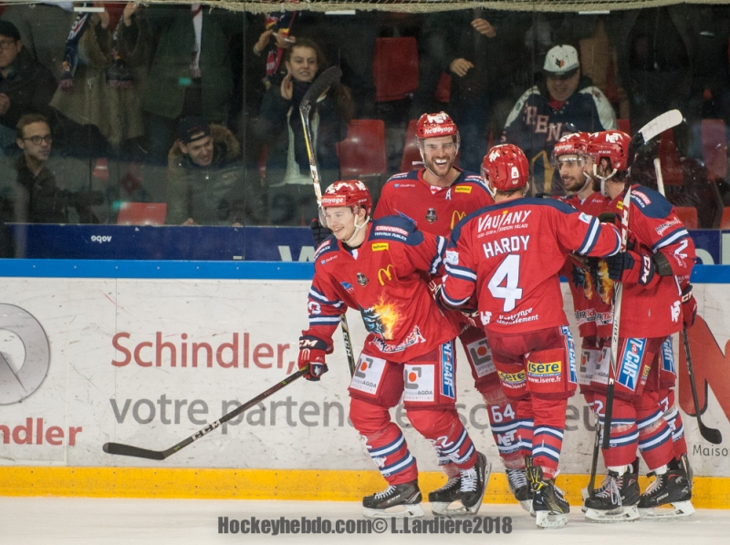 Photo hockey Ligue Magnus - Ligue Magnus : 35me journe : Grenoble  vs Angers  - Des Ducs qui vendent chrement leur peau