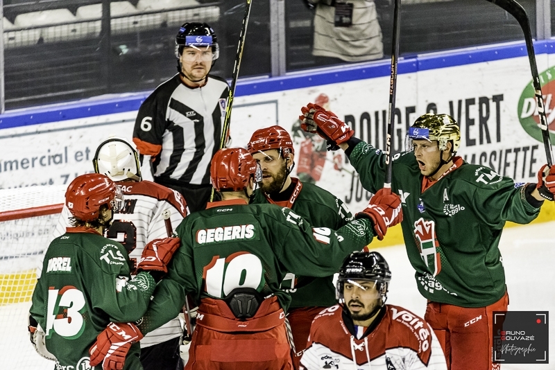 Photo hockey Ligue Magnus - Ligue Magnus : 36me journe : Cergy-Pontoise vs Bordeaux - Crocs serrs faces aux Jokers, les Boxers ne lchent pas leur 4me place