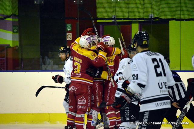 Photo hockey Ligue Magnus - Ligue Magnus : 36me journe : Dijon  vs Amiens  - LM : La Gargouille trempe les Ducs