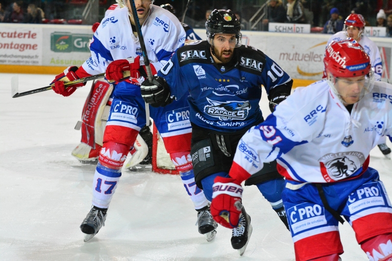 Photo hockey Ligue Magnus - Ligue Magnus : 37me journe : Gap  vs Lyon - Un verrou long  faire sauter 