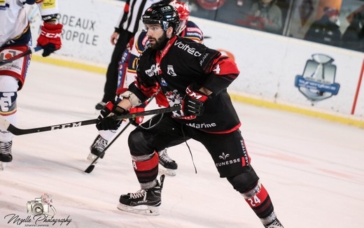 Photo hockey Ligue Magnus - Ligue Magnus : 38me journe : Bordeaux vs Grenoble  - Si proches de l