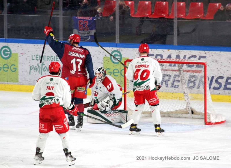 Photo hockey Ligue Magnus - Ligue Magnus : 39ème journée : Grenoble  vs Cergy-Pontoise - Des pénalités et des buts à Pole Sud !