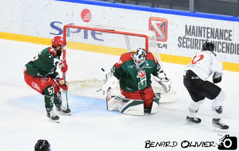 Photo hockey Ligue Magnus - Ligue Magnus : 3me journe : Cergy-Pontoise vs Chamonix  - Lavalanche des Jokers emporte les Pionniers