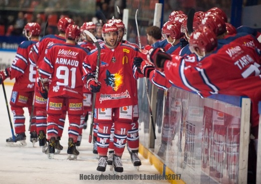 Photo hockey Ligue Magnus - Ligue Magnus : 3me journe : Grenoble  vs Lyon - Grenoble en mode attaque