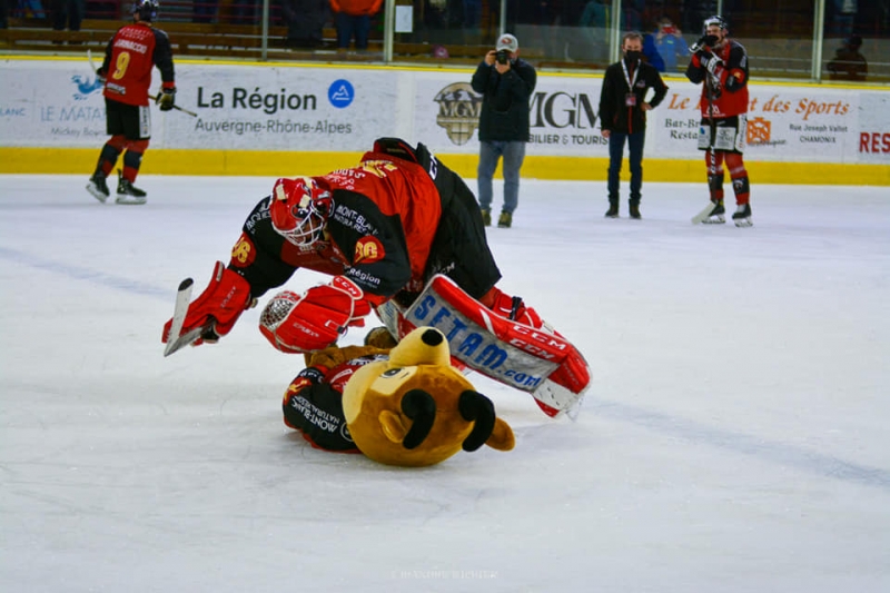 Photo hockey Ligue Magnus - Ligue Magnus : 40me journe : Chamonix  vs Anglet - Les Pionniers gardent le sourire