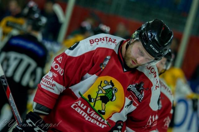 Photo hockey Ligue Magnus - Ligue Magnus : 41me journe : Chamonix / Morzine vs Strasbourg  - LM : LEtoile Noire dtruit les Pionniers