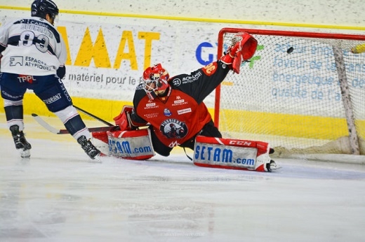 Photo hockey Ligue Magnus - Ligue Magnus : 41me journe : Chamonix  vs Angers  - Un tiers de trop pour les Pionniers