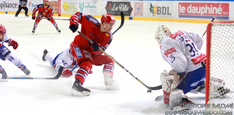 Photo hockey Ligue Magnus - Ligue Magnus : 41me journe : Grenoble  vs Lyon - Grenoble rosse le lion