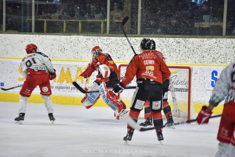 Photo hockey Ligue Magnus - Ligue Magnus : 42me journe : Chamonix  vs Cergy-Pontoise - Dfaite crve-cur des Pionniers