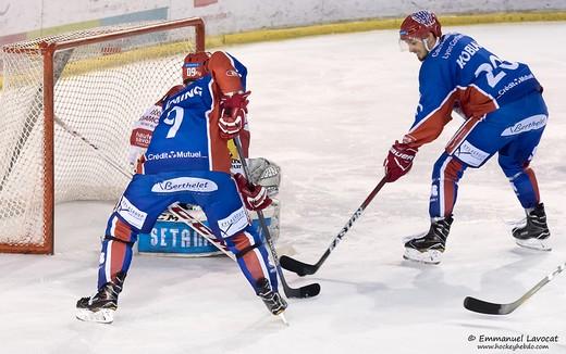 Photo hockey Ligue Magnus - Ligue Magnus : 42me journe : Lyon vs Chamonix / Morzine - LM : Les Pionniers au bord du gouffre & ITV
