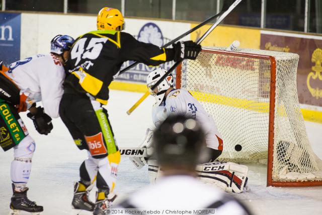 Photo hockey Ligue Magnus - Ligue Magnus : 4me journe : Strasbourg  vs Caen  - Strasbourg djoue le pige normand