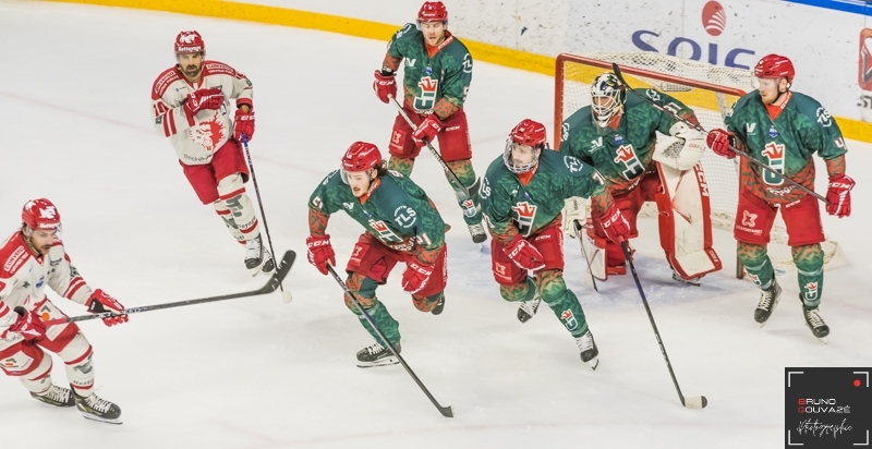 Photo hockey Ligue Magnus - Ligue Magnus : 5me journe  : Cergy-Pontoise vs Grenoble  - Grenoble enchane  Cergy