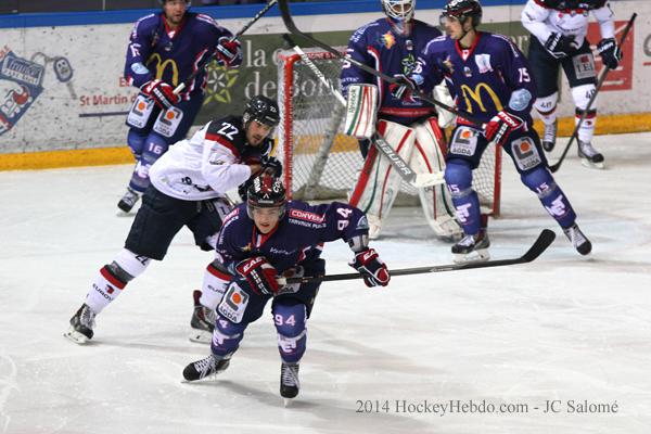 Photo hockey Ligue Magnus - Ligue Magnus : 5me journe : Grenoble  vs Angers  - Grenoble fait le mtier