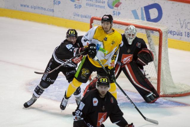 Photo hockey Ligue Magnus - Ligue Magnus : 6me journe : Amiens  vs Strasbourg  - Un match plat mais suffisant pour les Gothiques