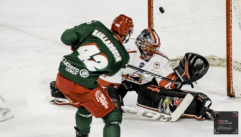 Photo hockey Ligue Magnus - Ligue Magnus : 6me journe : Cergy-Pontoise vs Nice - Victoire avec les tripes pour Cergy
