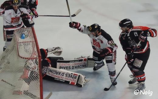 Photo hockey Ligue Magnus - Ligue Magnus : 7me journe : Bordeaux vs Amiens  - Un match  15 minutes