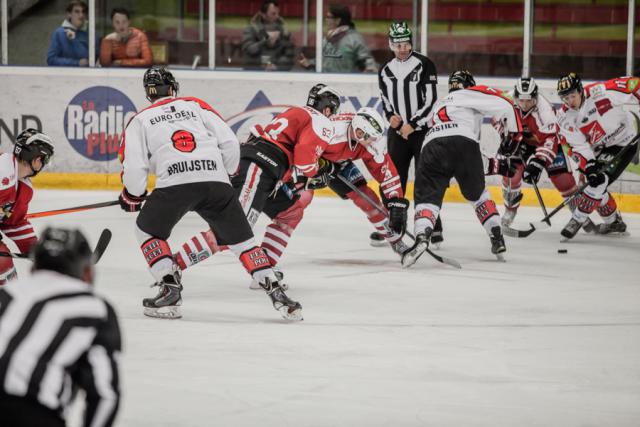 Photo hockey Ligue Magnus - Ligue Magnus : 8me journe : Morzine-Avoriaz vs Amiens  - Les Pingouins conqurants