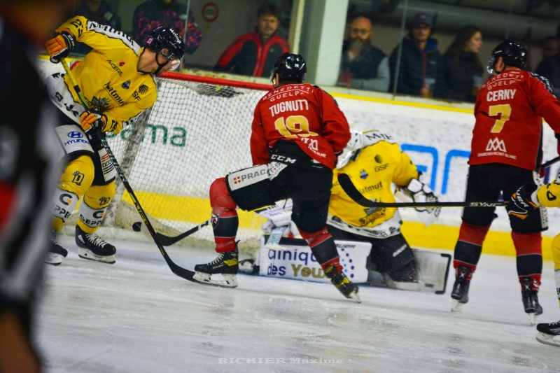 Photo hockey Ligue Magnus - Ligue Magnus : 9me journe  : Chamonix  vs Rouen - Des Dragons ralistes