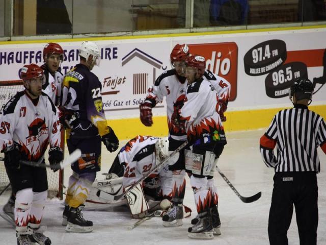Photo hockey Ligue Magnus - Ligue Magnus : 9me journe : Chamonix  vs Neuilly/Marne - Les Chamois chassent les Bisons.