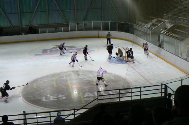 Photo hockey Ligue Magnus - Ligue Magnus : Epinal (Les Wildcats) - Une première réussie, mais sans gloire Photo hockey Ligue Magnus - Ligue Magnus : Epinal (Les Wildcats) - Une première réussie, mais sans gloire