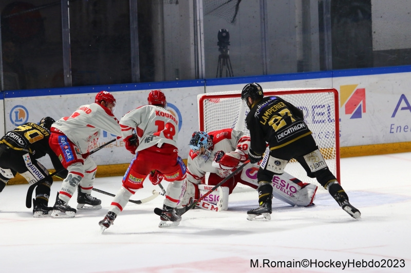 Photo hockey Ligue Magnus - Ligue Magnus - finale match 4 : Rouen vs Grenoble  - Les Dragons sen sortent  domicile.