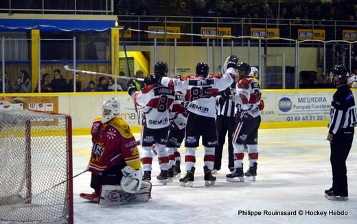 Photo hockey Ligue Magnus - Ligue Magnus : poule de maintien, 2me journe : Dijon  vs Chamonix / Morzine - LM : Mortel coup de piolet