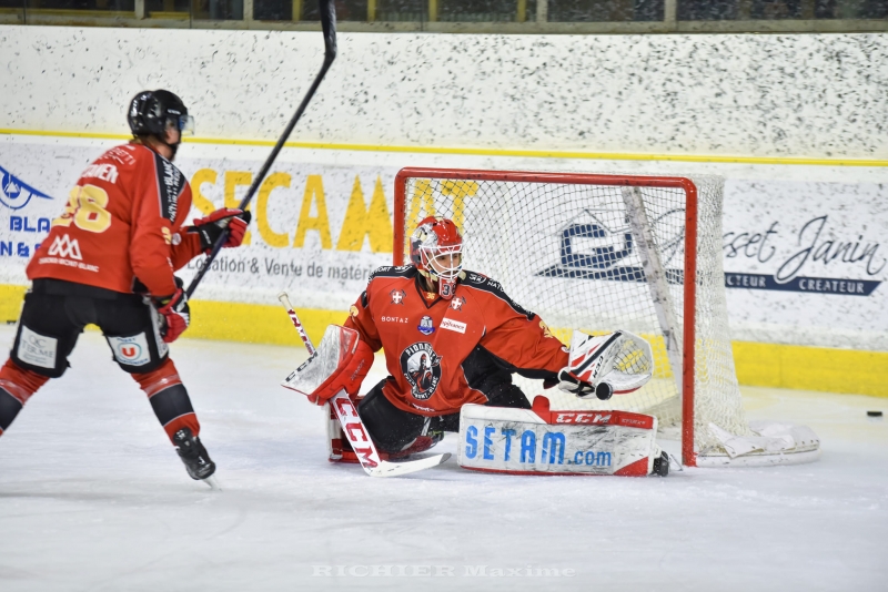 Photo hockey Ligue Magnus - Ligue Magnus - Poule Maintien - J1 : Chamonix  vs Brianon  - Les Pionniers simposent sans briller